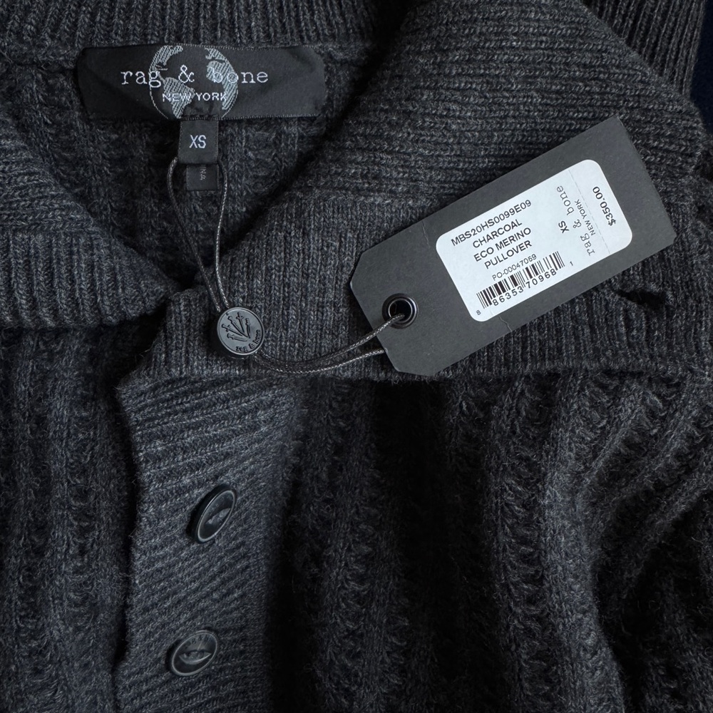 Gray Ribbed Knit Sweater - Picture 4 of 4